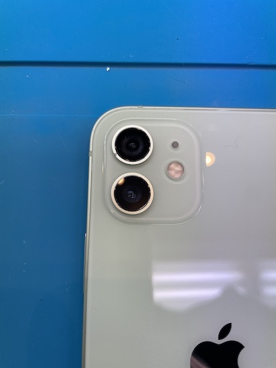 iPhone12 リアカメラレンズ割れ修理